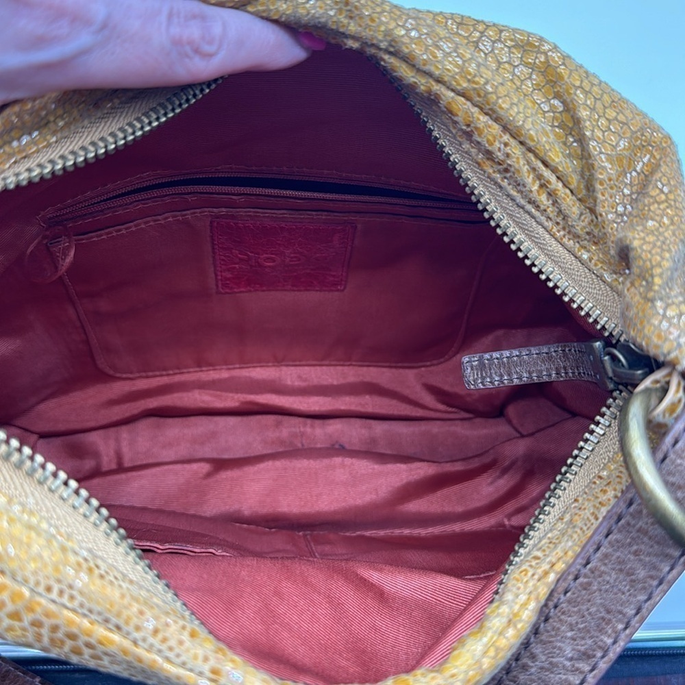 Hobo International Gold Yellow Hobo Bag Snakeskin Pattern with Leather Handle - Picture 8 of 16